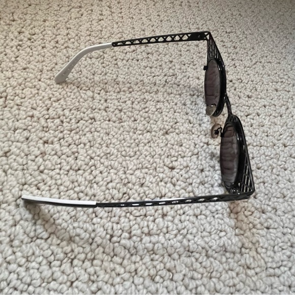 House of Holland Cagefighter Sunglasses - Picture 6 of 10